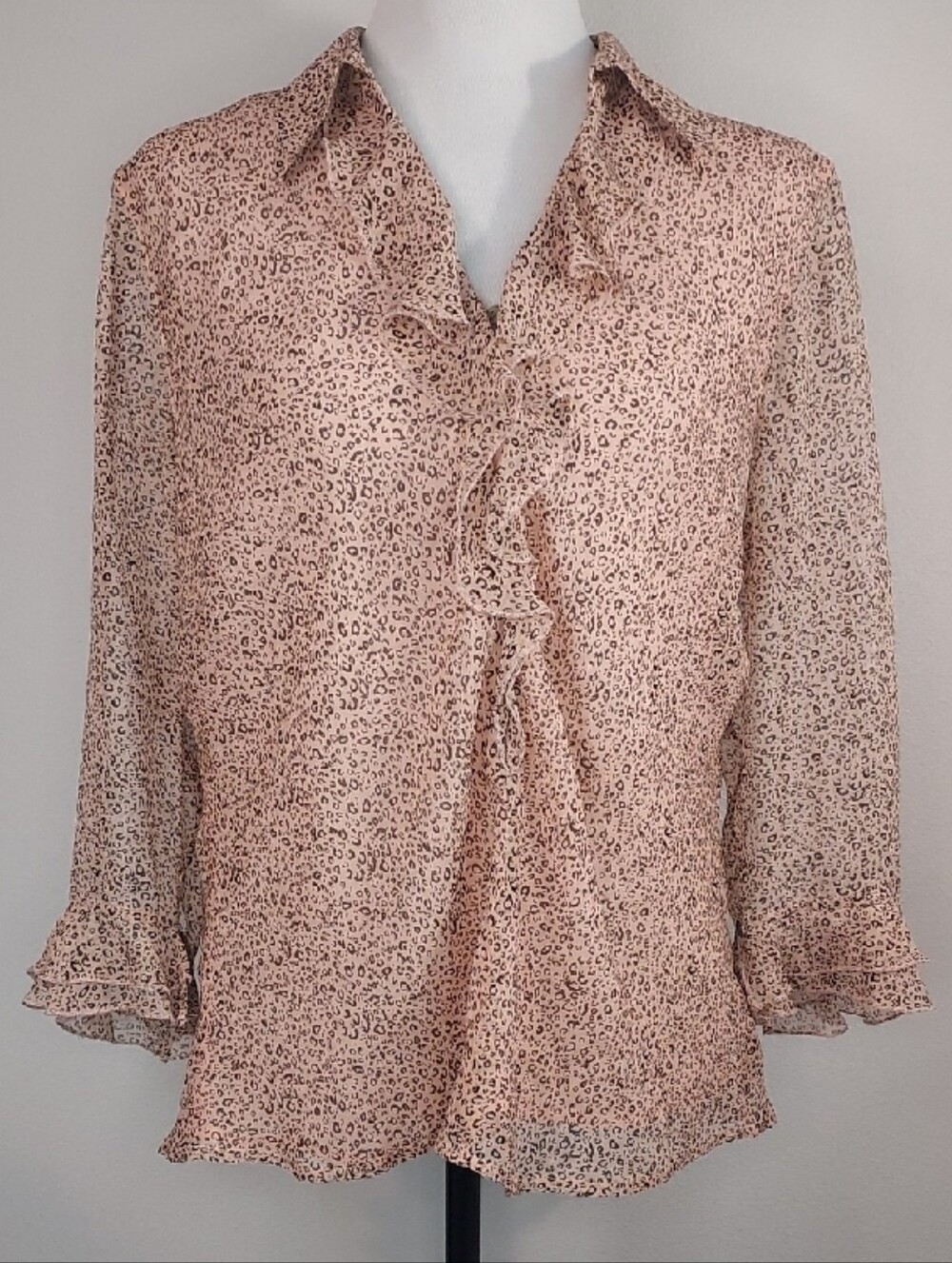 Edward Blush Taupe Ruffle Front Black Leopard Print Silk Blouse Size Large